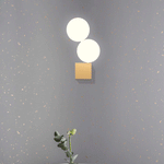 Luna Wall Q2