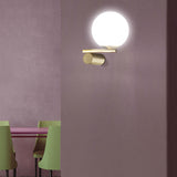 Luna Wall R1